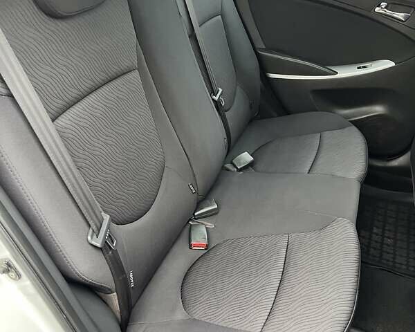 Серый Хендай Акцент, объемом двигателя 1.4 л и пробегом 160 тыс. км за 7800 $, фото 20 на Automoto.ua