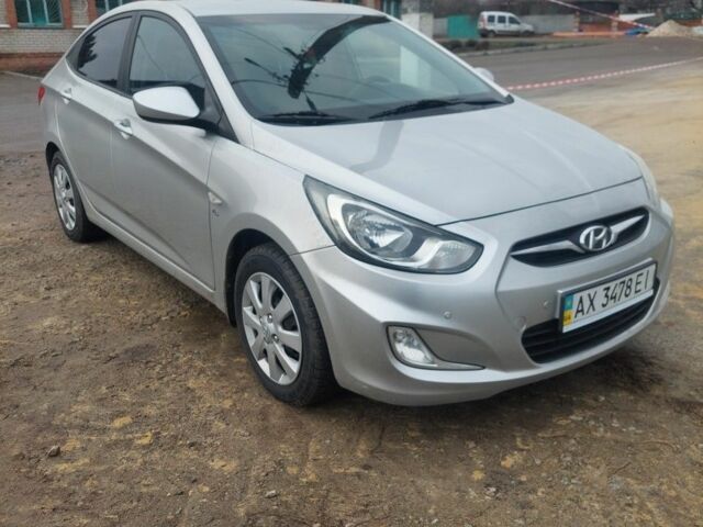 Серый Хендай Акцент, объемом двигателя 1.6 л и пробегом 58 тыс. км за 8500 $, фото 2 на Automoto.ua