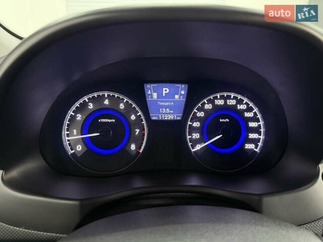Сірий Хендай Акцент, об'ємом двигуна 1.59 л та пробігом 111 тис. км за 10500 $, фото 12 на Automoto.ua