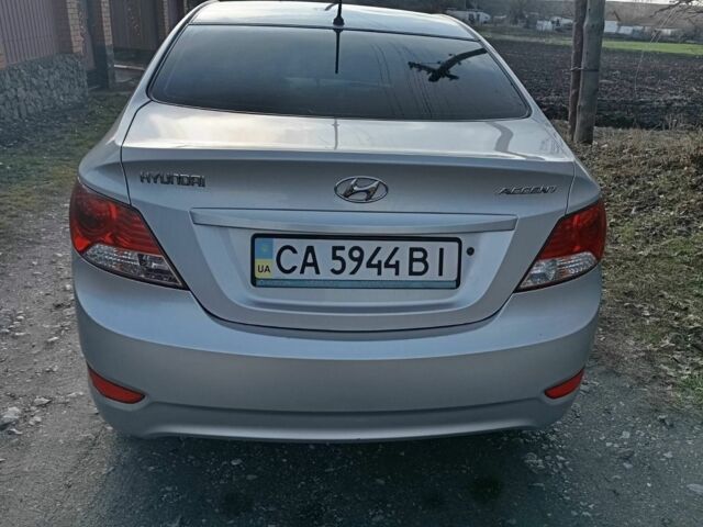 Серый Хендай Акцент, объемом двигателя 1.4 л и пробегом 111 тыс. км за 8100 $, фото 4 на Automoto.ua