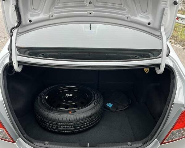 Серый Хендай Акцент, объемом двигателя 1.4 л и пробегом 160 тыс. км за 7800 $, фото 24 на Automoto.ua