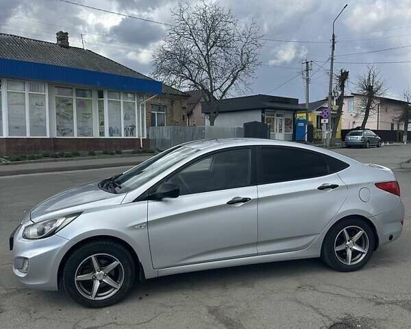 Серый Хендай Акцент, объемом двигателя 1.4 л и пробегом 166 тыс. км за 7150 $, фото 7 на Automoto.ua