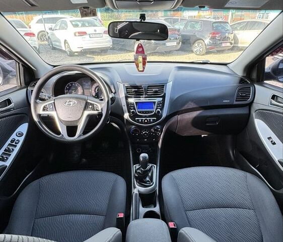 Серый Хендай Акцент, объемом двигателя 1.4 л и пробегом 156 тыс. км за 7400 $, фото 13 на Automoto.ua