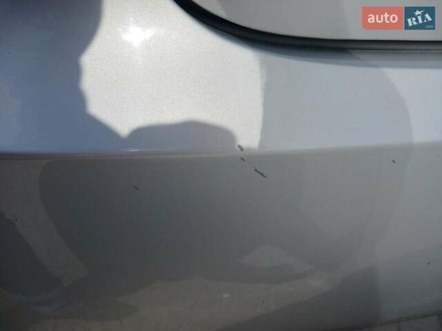Хендай Акцент 2013 в Львове на Automoto.ua Серый Хендай Акцент, объемом двигателя 1.59 л и пробегом 152 тыс. км за 7008 $, фото 20 на Automoto.ua