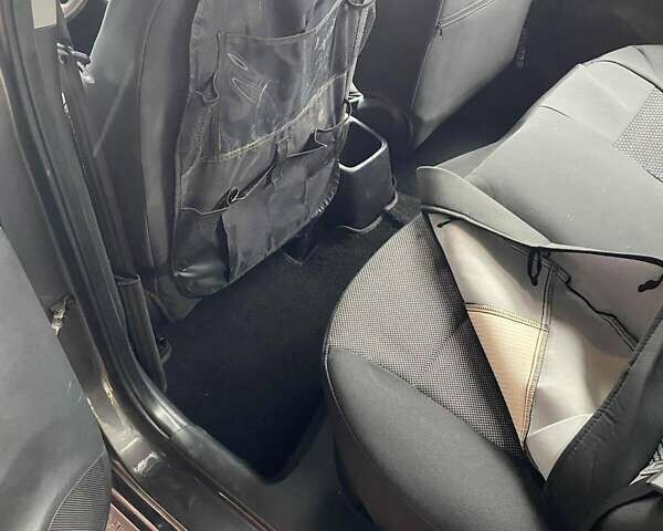 Серый Хендай Акцент, объемом двигателя 1.4 л и пробегом 105 тыс. км за 7200 $, фото 21 на Automoto.ua