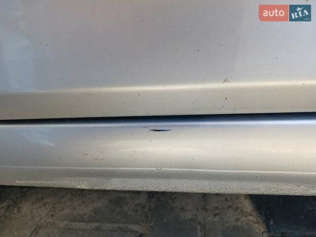 Хендай Акцент 2013 в Львове на Automoto.ua Серый Хендай Акцент, объемом двигателя 1.59 л и пробегом 152 тыс. км за 7008 $, фото 19 на Automoto.ua