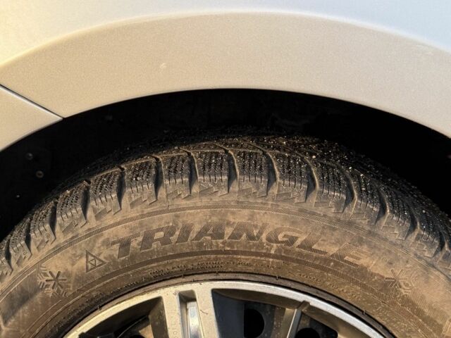 Серый Хендай Акцент, объемом двигателя 1.4 л и пробегом 142 тыс. км за 6900 $, фото 10 на Automoto.ua