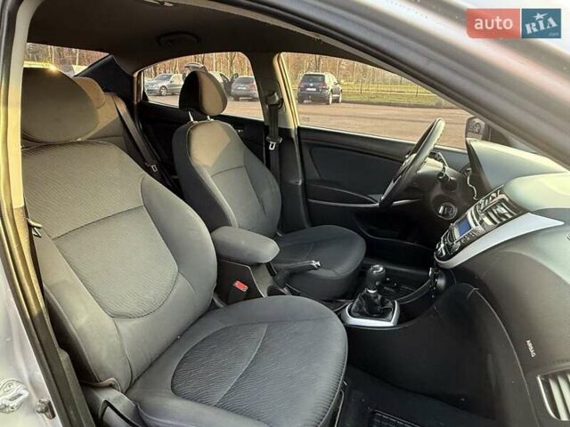 Серый Хендай Акцент, объемом двигателя 1.4 л и пробегом 141 тыс. км за 6900 $, фото 22 на Automoto.ua