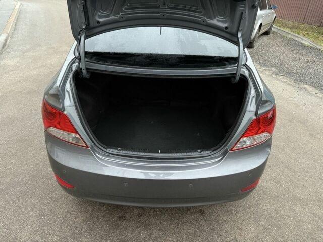 Серый Хендай Акцент, объемом двигателя 1.4 л и пробегом 191 тыс. км за 5450 $, фото 12 на Automoto.ua