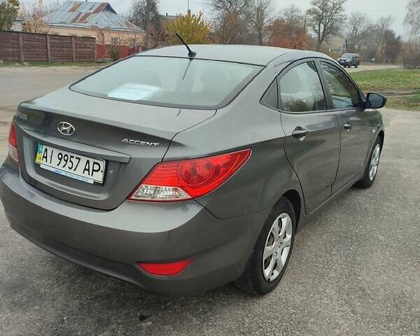 Серый Хендай Акцент, объемом двигателя 1.4 л и пробегом 108 тыс. км за 7500 $, фото 9 на Automoto.ua