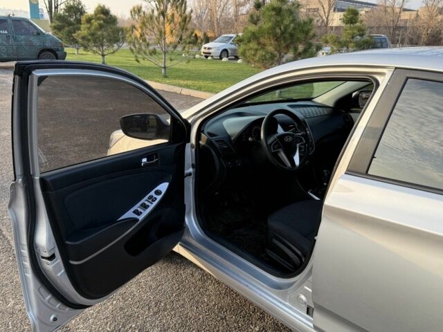 Серый Хендай Акцент, объемом двигателя 1.4 л и пробегом 142 тыс. км за 6900 $, фото 11 на Automoto.ua