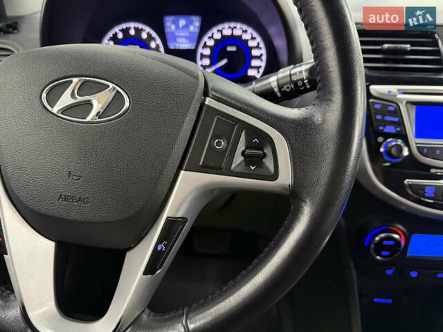 Сірий Хендай Акцент, об'ємом двигуна 1.59 л та пробігом 111 тис. км за 10500 $, фото 8 на Automoto.ua