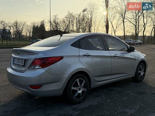 Серый Хендай Акцент, объемом двигателя 1.4 л и пробегом 141 тыс. км за 6900 $, фото 2 на Automoto.ua