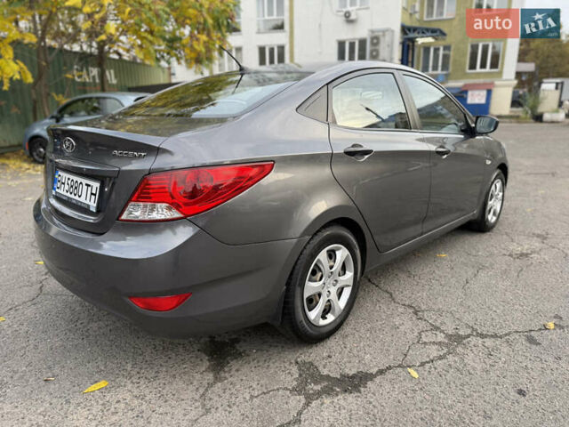 Хендай Акцент 2013 в Одессе на Automoto.ua Серый Хендай Акцент, объемом двигателя 1.4 л и пробегом 188 тыс. км за 5999 $, фото 1 на Automoto.ua