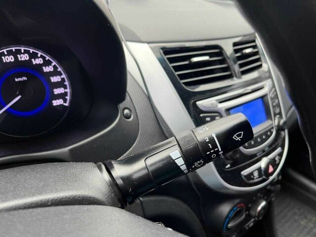 Хендай Акцент 2013 в Киеве на Automoto.ua Серый Хендай Акцент, объемом двигателя 1.4 л и пробегом 104 тыс. км за 8790 $, фото 20 на Automoto.ua