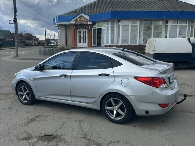 Серый Хендай Акцент, объемом двигателя 1.4 л и пробегом 166 тыс. км за 7150 $, фото 3 на Automoto.ua