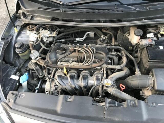 Серый Хендай Акцент, объемом двигателя 1.4 л и пробегом 10 тыс. км за 11000 $, фото 3 на Automoto.ua