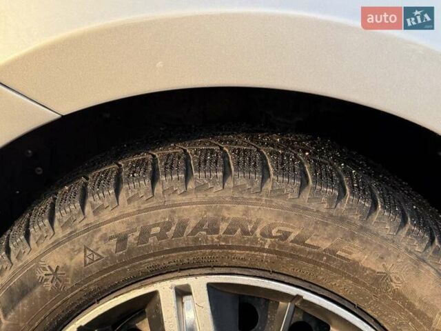 Серый Хендай Акцент, объемом двигателя 1.4 л и пробегом 141 тыс. км за 6900 $, фото 6 на Automoto.ua