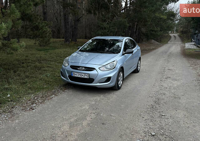 Серый Хендай Акцент, объемом двигателя 1.4 л и пробегом 127 тыс. км за 7000 $, фото 9 на Automoto.ua