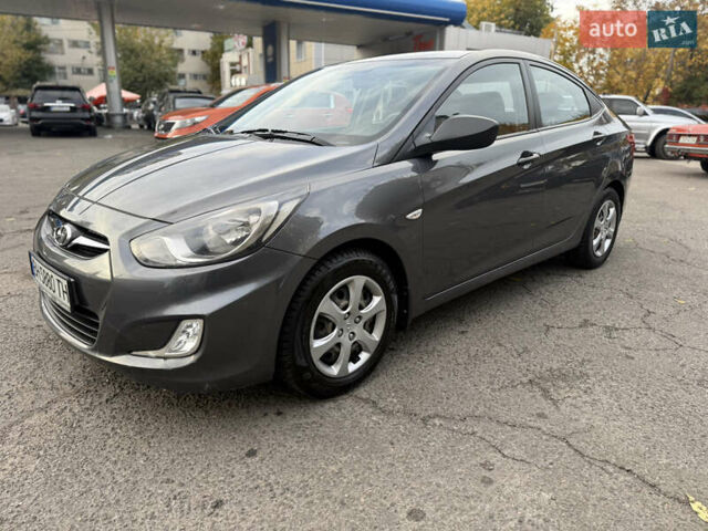Хендай Акцент 2013 в Одессе на Automoto.ua Серый Хендай Акцент, объемом двигателя 1.4 л и пробегом 188 тыс. км за 5999 $, фото 3 на Automoto.ua