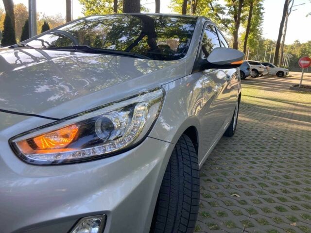 Серый Хендай Акцент, объемом двигателя 1.4 л и пробегом 117 тыс. км за 10100 $, фото 6 на Automoto.ua