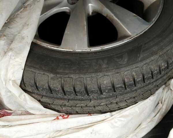 Серый Хендай Акцент, объемом двигателя 1.37 л и пробегом 115 тыс. км за 9800 $, фото 16 на Automoto.ua