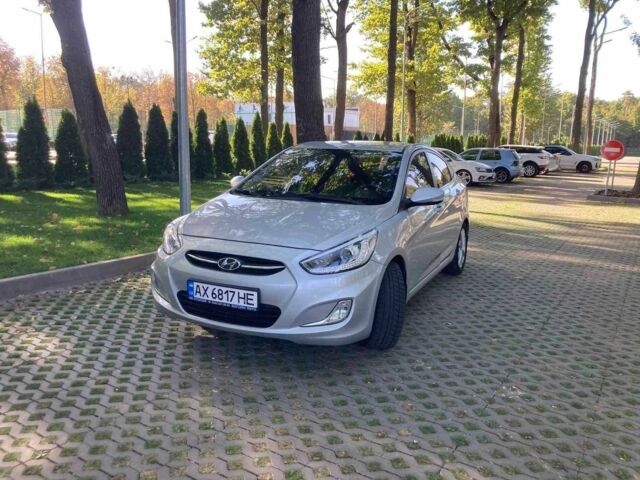 Серый Хендай Акцент, объемом двигателя 1.4 л и пробегом 117 тыс. км за 10100 $, фото 2 на Automoto.ua