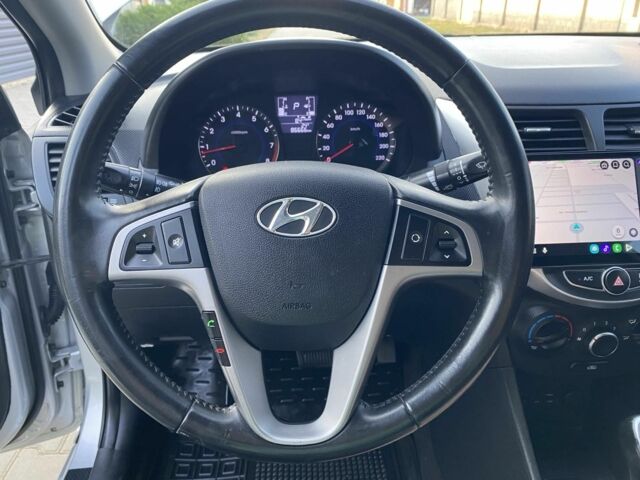 Серый Хендай Акцент, объемом двигателя 1.4 л и пробегом 86 тыс. км за 10950 $, фото 6 на Automoto.ua