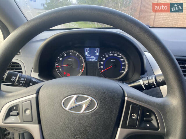 Сірий Хендай Акцент, об'ємом двигуна 1.4 л та пробігом 82 тис. км за 11000 $, фото 6 на Automoto.ua