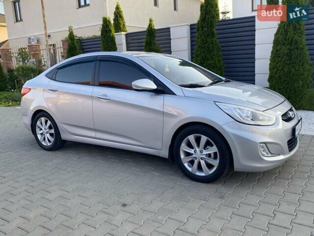 Хендай Акцент 2016 в Одессе на Automoto.ua Серый Хендай Акцент, объемом двигателя 1.4 л и пробегом 86 тыс. км за 10950 $, фото 19 на Automoto.ua