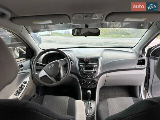 Сірий Хендай Акцент, об'ємом двигуна 1.6 л та пробігом 174 тис. км за 8500 $, фото 15 на Automoto.ua