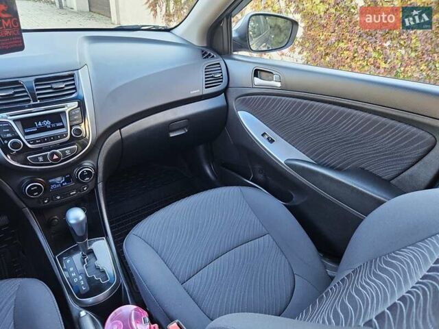 Серый Хендай Акцент, объемом двигателя 1.4 л и пробегом 61 тыс. км за 11300 $, фото 18 на Automoto.ua