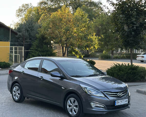 Сірий Хендай Акцент, об'ємом двигуна 1.4 л та пробігом 12 тис. км за 11999 $, фото 8 на Automoto.ua