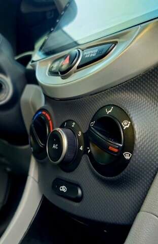 Сірий Хендай Акцент, об'ємом двигуна 1.59 л та пробігом 276 тис. км за 8300 $, фото 27 на Automoto.ua