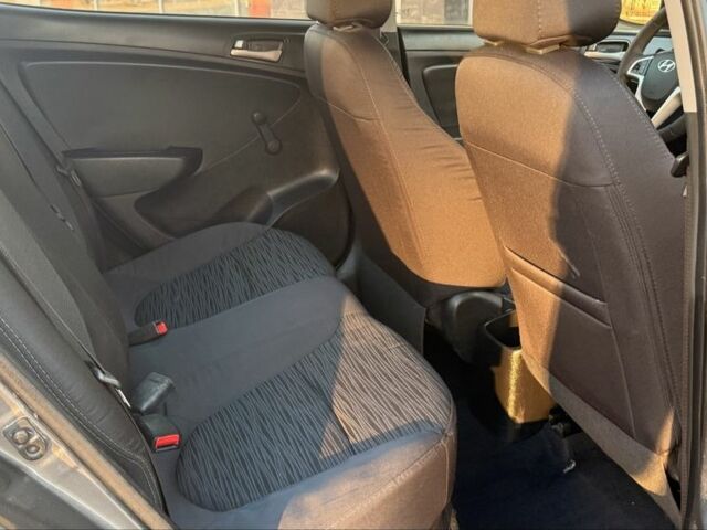 Серый Хендай Акцент, объемом двигателя 1.4 л и пробегом 145 тыс. км за 7700 $, фото 15 на Automoto.ua