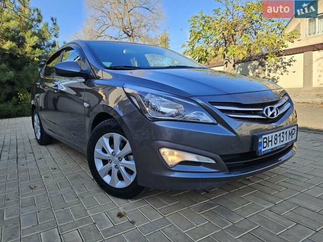 Серый Хендай Акцент, объемом двигателя 1.4 л и пробегом 61 тыс. км за 11300 $, фото 4 на Automoto.ua