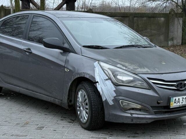 Серый Хендай Акцент, объемом двигателя 1.4 л и пробегом 170 тыс. км за 5700 $, фото 7 на Automoto.ua