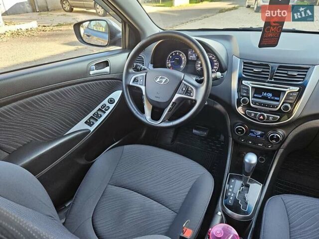 Серый Хендай Акцент, объемом двигателя 1.4 л и пробегом 61 тыс. км за 11300 $, фото 19 на Automoto.ua