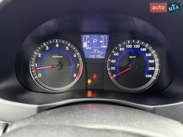 Сірий Хендай Акцент, об'ємом двигуна 1.4 л та пробігом 140 тис. км за 8200 $, фото 16 на Automoto.ua