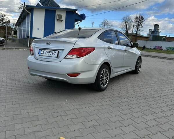 Сірий Хендай Акцент, об'ємом двигуна 1.6 л та пробігом 174 тис. км за 8500 $, фото 5 на Automoto.ua