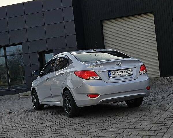 Сірий Хендай Акцент, об'ємом двигуна 1.59 л та пробігом 276 тис. км за 8300 $, фото 9 на Automoto.ua