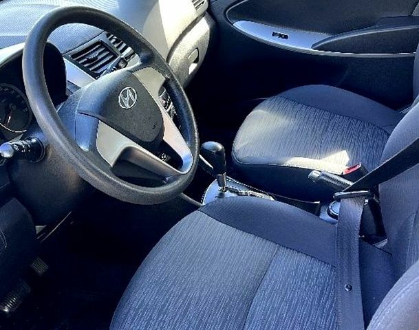 Сірий Хендай Акцент, об'ємом двигуна 1.4 л та пробігом 38 тис. км за 12500 $, фото 6 на Automoto.ua