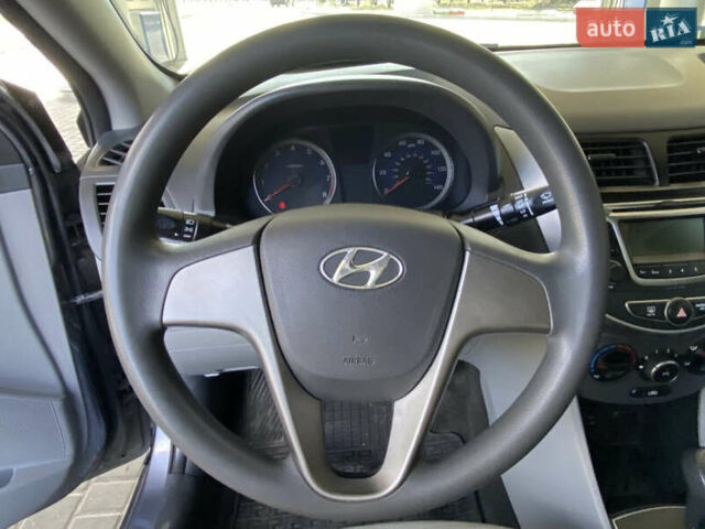 Серый Хендай Акцент, объемом двигателя 1.59 л и пробегом 159 тыс. км за 7900 $, фото 25 на Automoto.ua