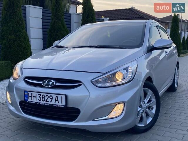 Хендай Акцент 2016 в Одессе на Automoto.ua Серый Хендай Акцент, объемом двигателя 1.4 л и пробегом 86 тыс. км за 10950 $, фото 1 на Automoto.ua