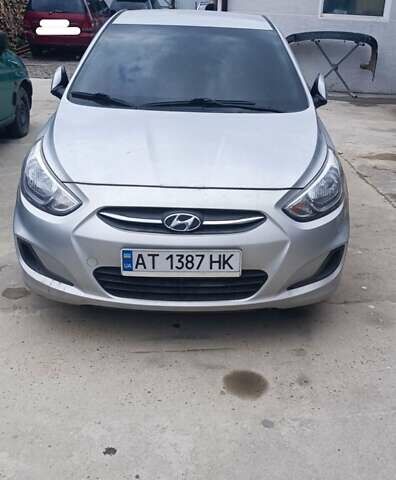 Серый Хендай Акцент, объемом двигателя 1.58 л и пробегом 219 тыс. км за 7500 $, фото 6 на Automoto.ua