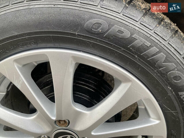 Сірий Хендай Акцент, об'ємом двигуна 1.4 л та пробігом 82 тис. км за 11000 $, фото 14 на Automoto.ua