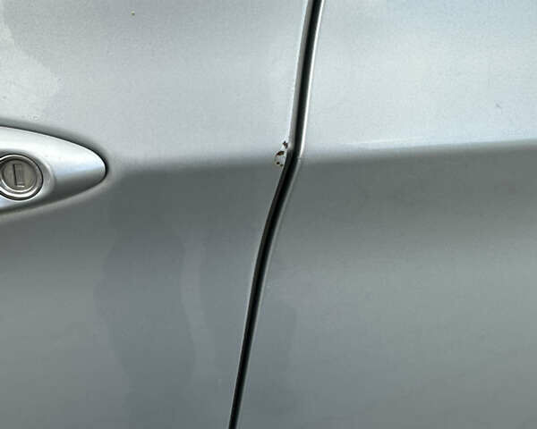 Сірий Хендай Акцент, об'ємом двигуна 1.6 л та пробігом 174 тис. км за 8500 $, фото 9 на Automoto.ua