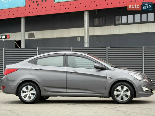 Сірий Хендай Акцент, об'ємом двигуна 1.4 л та пробігом 140 тис. км за 8200 $, фото 7 на Automoto.ua