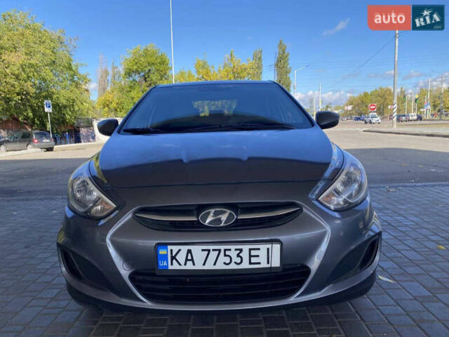 Серый Хендай Акцент, объемом двигателя 1.59 л и пробегом 159 тыс. км за 7900 $, фото 2 на Automoto.ua