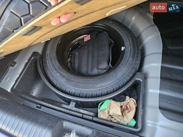 Серый Хендай Акцент, объемом двигателя 1.4 л и пробегом 61 тыс. км за 11300 $, фото 46 на Automoto.ua